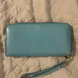 Fossil Sky Blue Leather Zip Wallet with wrist strap